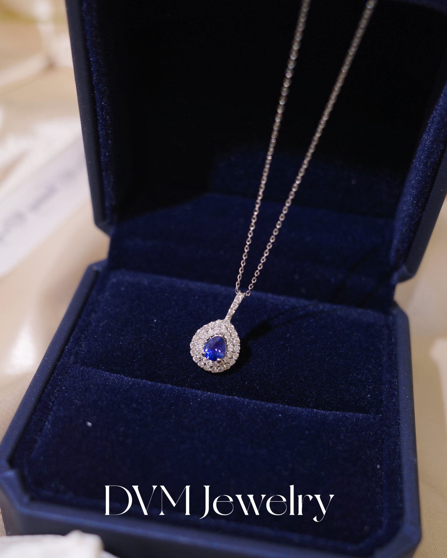 18K WHITE GOLD SAPPHIRE NECKLACE |Gns0017