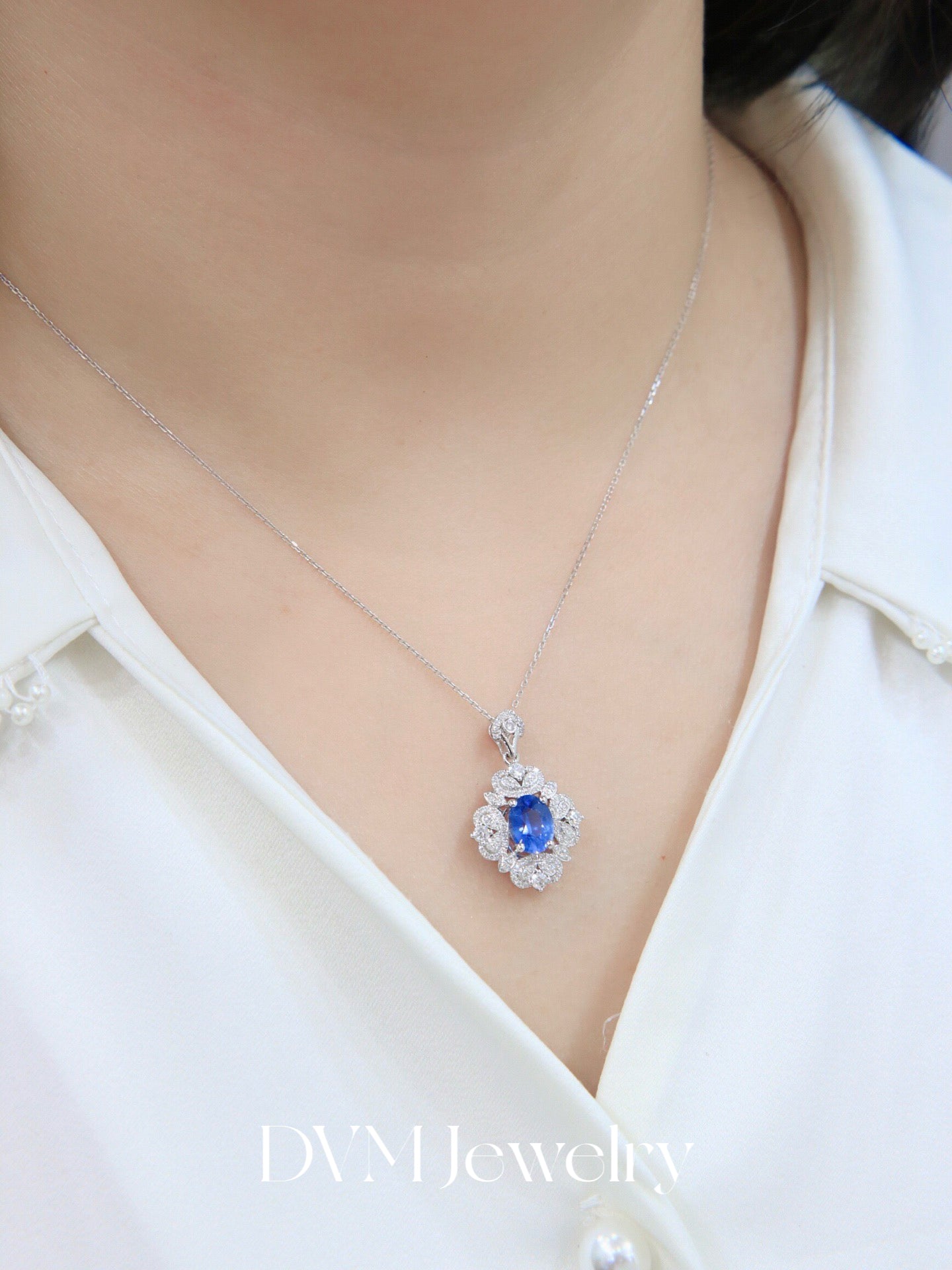 18K WHITE GOLD SAPPHIRE NECKLACE |Per-other
