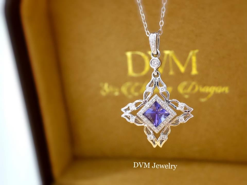 18K GOLD TANZANITE PENDANT | Gpta0001